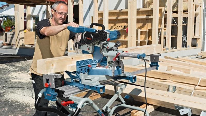 Bosch GCM12SDE Gönye Kesme Makinesi