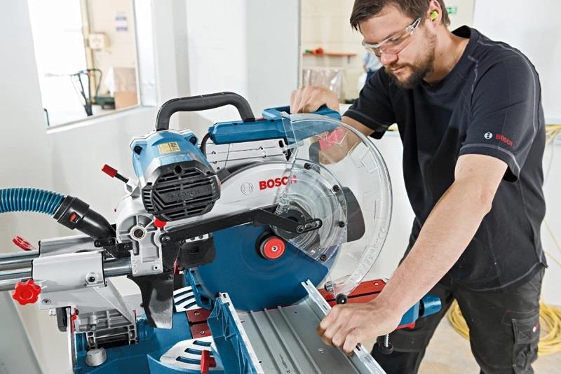 Bosch GCM12SDE Gönye Kesme Makinesi