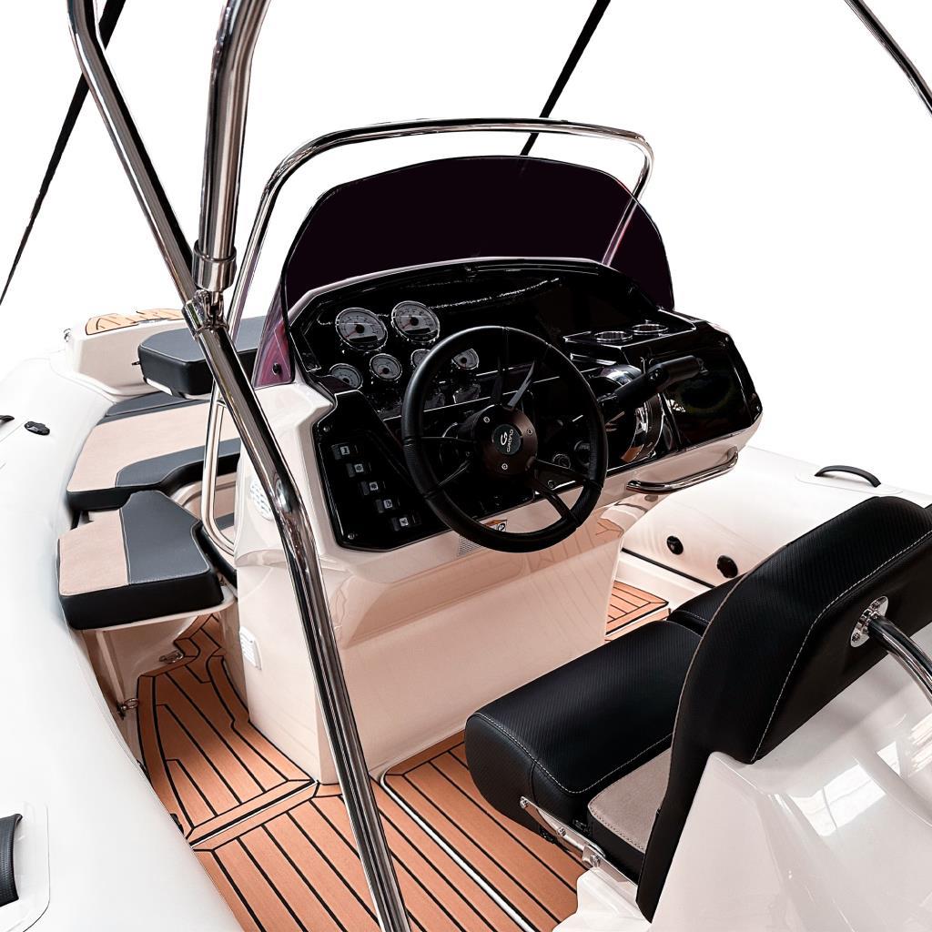 Grand G580HGLF Fiber Tabanlı Bot + 150hp Mercury Motorlu