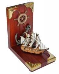 Marintek Tekne Figürlü Ahşap Kitap Tutucu