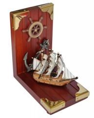 Marintek Tekne Figürlü Ahşap Kitap Tutucu