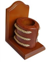 Marintek Makara Figürlü Ahşap Kitap Tutucu & Kalemlik